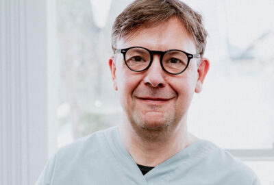 Orthodontist Iain Hoeltschi